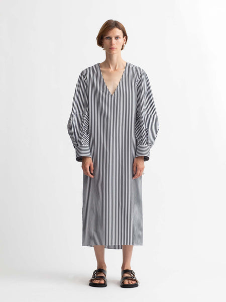 Organic Cotton Engineered Sleeve Dress in Black x White Stripe